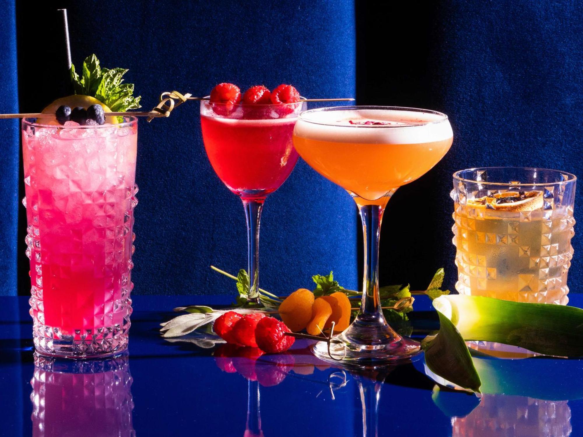 Las Vegas Hilton At Resorts World Exterior photo Cocktail glasses