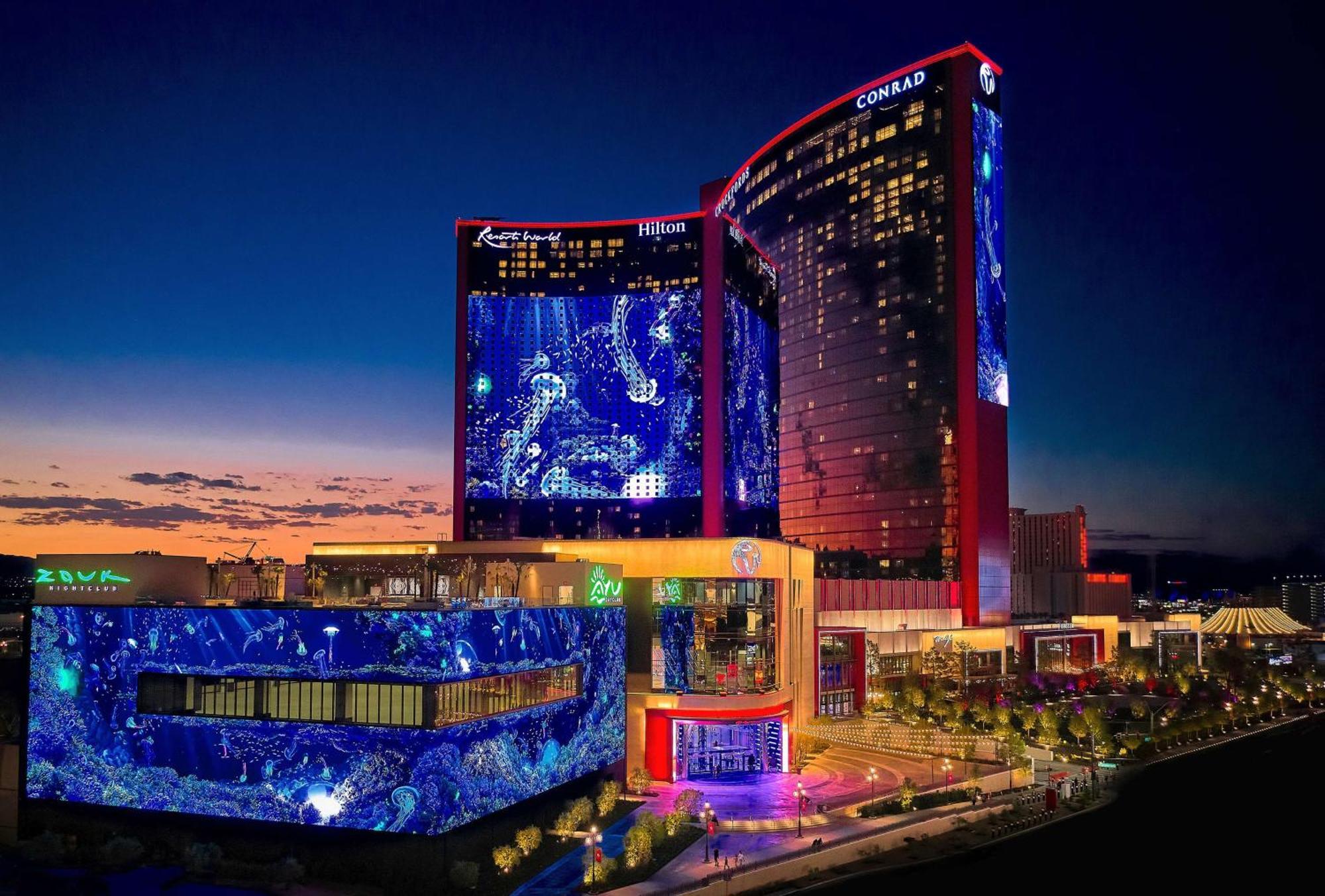 Las Vegas Hilton At Resorts World Exterior photo Conrad Las Vegas